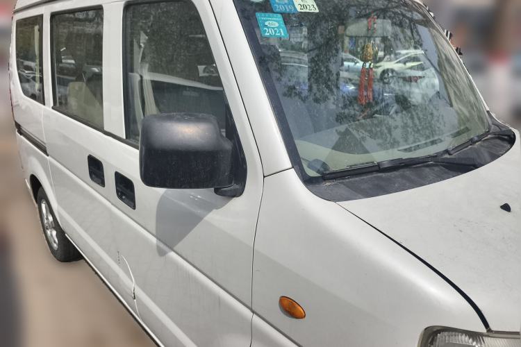 Used Suzuki Landy 2010 1.2L Manual Comfort Version – Sunshine Edition Front Right 45 Deg