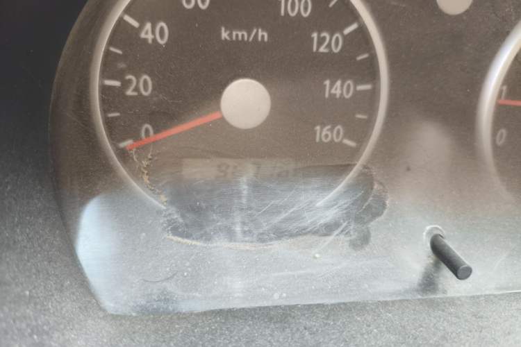 Used Suzuki Landy 2010 1.2L Manual Comfort Version – Sunshine Edition Odometer Close Up