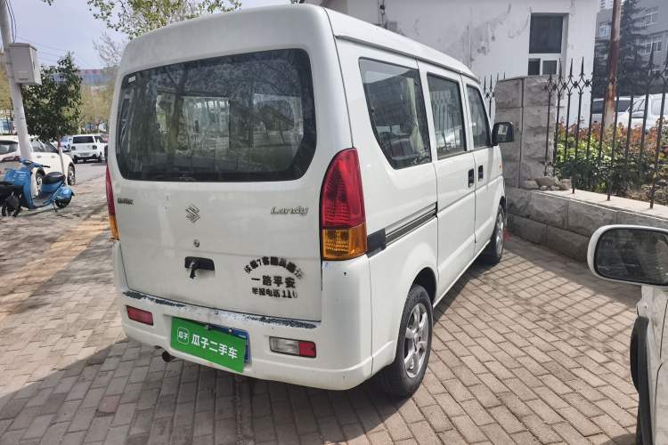 Used Suzuki Landy 2010 1.2L Manual Comfort Version – Sunshine Edition Rear Right 45 Deg
