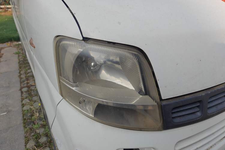 Used Suzuki Landy 2010 1.2L Manual Standard Edition – Sunshine Version Right Front Headlight