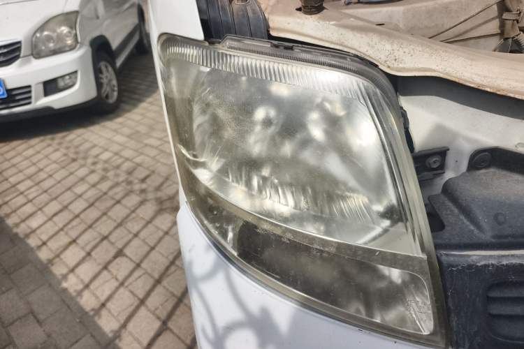 Used Suzuki Landy 2010 1.2L Manual Comfort Version – Sunshine Edition Right Front Headlight