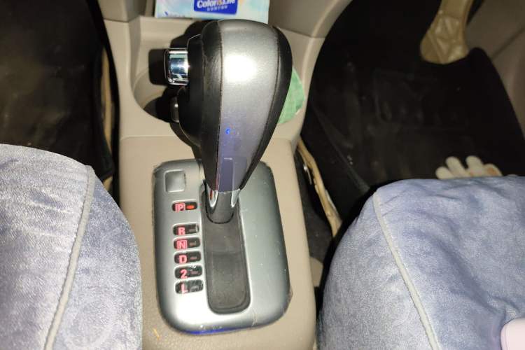 Used Suzuki Liana 2008 Sedan 1.6L Automatic Standard Model Gear Lever