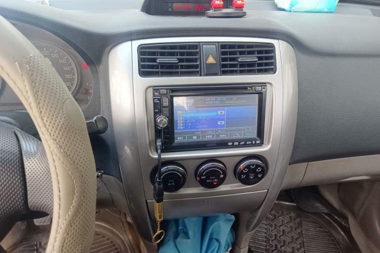 Used Suzuki Liana 2008 Hatchback 1.6L Manual Standard Model Audio And AC Panel