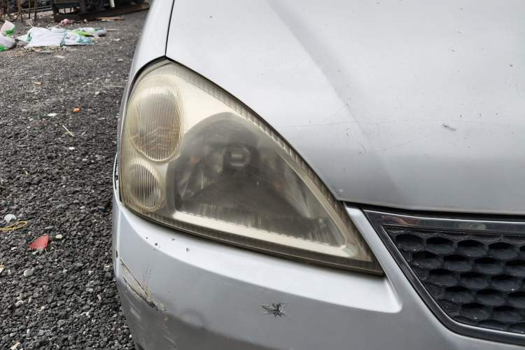 Used Suzuki Liana 2011 A+ Hatchback 1.4L Manual Luxury Type I Right Front Headlight