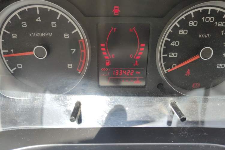 Used Suzuki Liana 2011 A+ Hatchback 1.4L Manual Luxury Type I Odometer Close Up