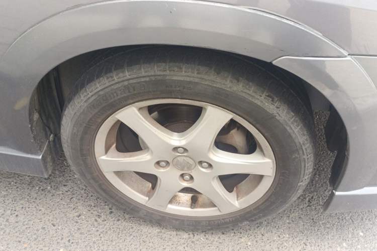 Used Suzuki Liana 2012 Hatchback 1.4 VVT Manual Ultra-Luxury Model Right Front Wheel Hub
