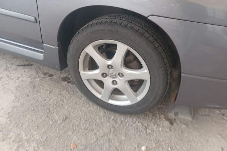 Used Suzuki Liana 2012 Hatchback 1.6L Automatic Special Edition Right Front Wheel Hub