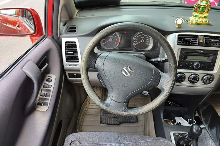 Used Suzuki Liana 2012 Hatchback 1.4 VVT Manual Luxury Model Steering Wheel