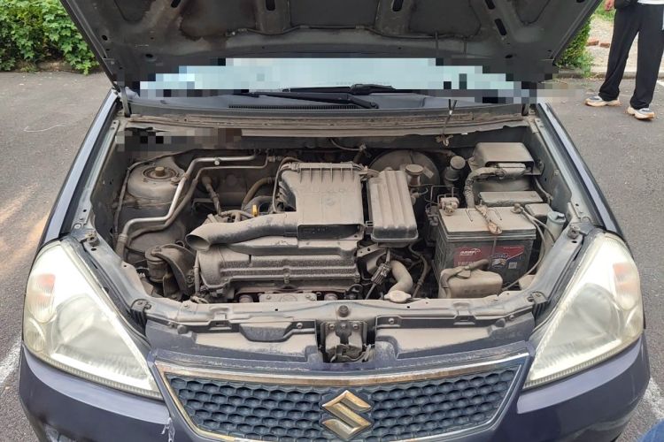 Used Suzuki Liana  Engine Bay