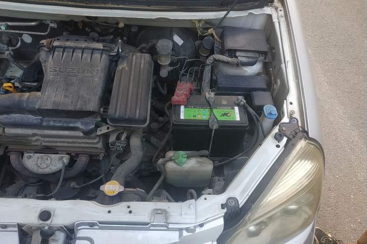 Used Suzuki Liana 2012 Hatchback 1.4 VVT Manual Luxury Model Engine Bay Left