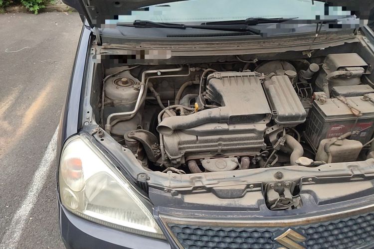 Used Suzuki Liana  Engine Bay Right