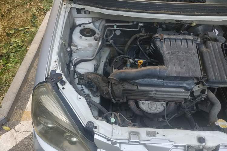 Used Suzuki Liana 2012 Hatchback 1.4 VVT Manual Luxury Model Engine Bay Right