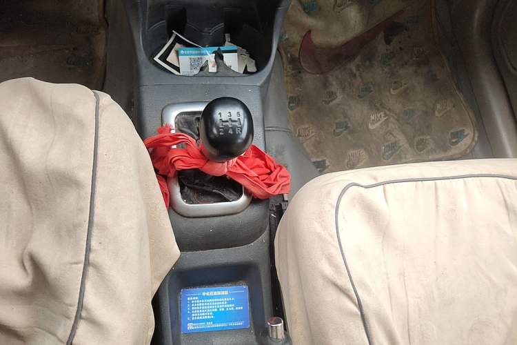 Used Suzuki Liana  Gear Lever