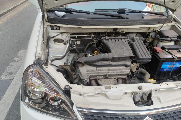 Used Suzuki Liana 2012 Hatchback 1.4 VVT Manual Luxury Model Engine Bay Right