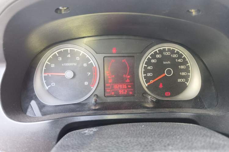 Used Suzuki Liana 2012 Sedan 1.4 VVT Manual Luxury Model Odometer Close Up