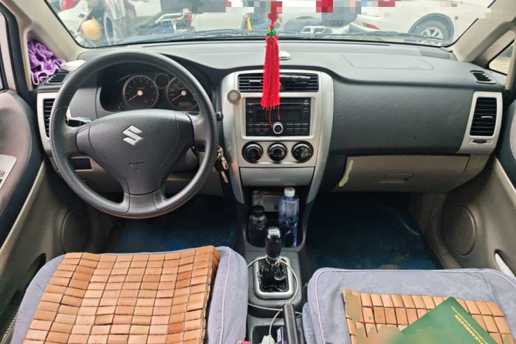 Used Suzuki Liana 2013 Hatchback 1.4L Manual Standard Model 2 Center Console