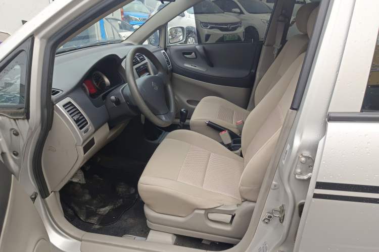 Used Suzuki Liana 2013 Hatchback 1.4L Manual Standard Model A Exterior 3