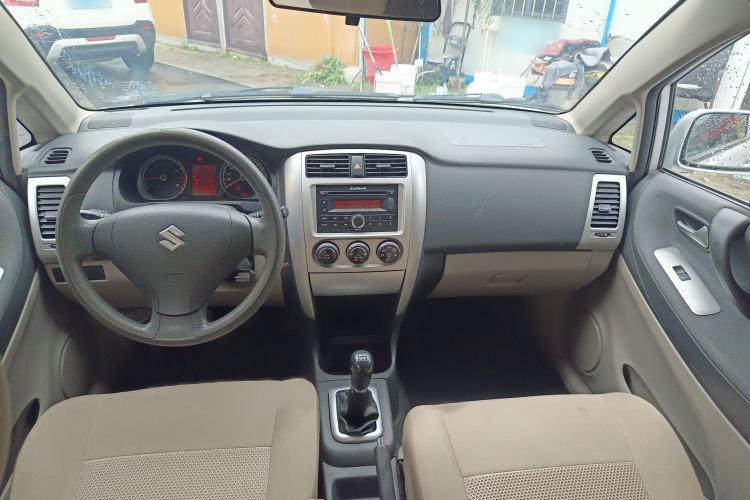 Used Suzuki Liana 2013 Hatchback 1.4L Manual Standard Model A Exterior 5