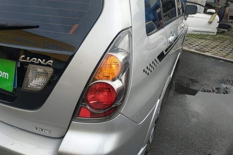 Used Suzuki Liana 2013 Hatchback 1.4L Manual Standard Model A Exterior 6