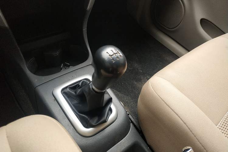 Used Suzuki Liana 2013 Hatchback 1.4L Manual Standard Model A Gear Lever