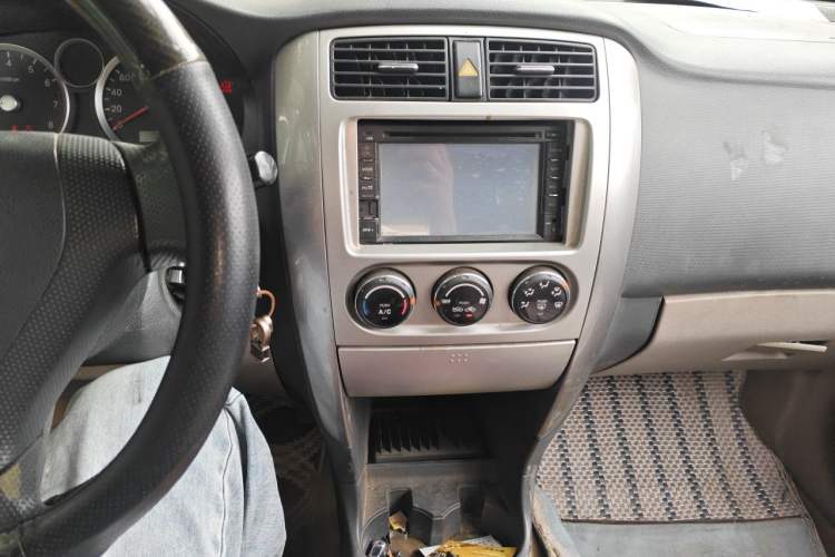Used Suzuki Liana 2013 Hatchback 1.4L Manual Standard Model A Audio And AC Panel