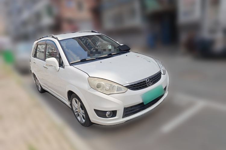 Used Suzuki Liana 2013 Hatchback 1.4L Manual Standard Model A Front Right 45 Deg