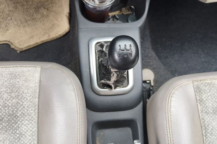 Used Suzuki Liana 2013 Hatchback 1.4L Manual Luxury Model Interior 3