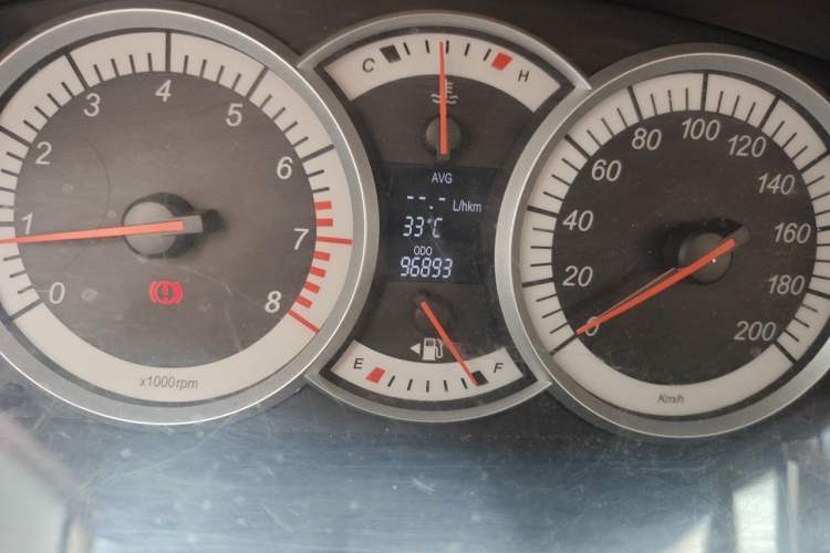 Used Suzuki Liana 2013 Hatchback 1.4L Manual Standard Model A Odometer Close Up