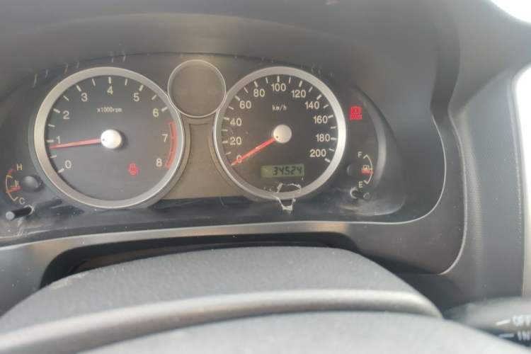 Used Suzuki Liana 2013 Hatchback 1.4L Manual Standard Model 2 Odometer Close Up