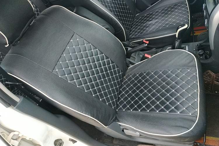 Used Suzuki Liana 2013 Hatchback 1.4L Manual Standard Model 2 Right Front Seat