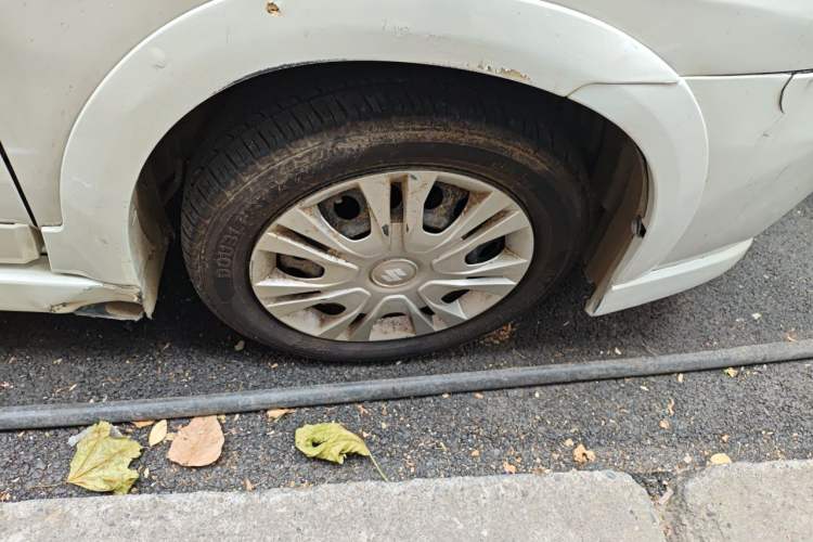 Used Suzuki Liana 2013 Hatchback 1.4L Manual Standard Model 2 Right Front Wheel Hub