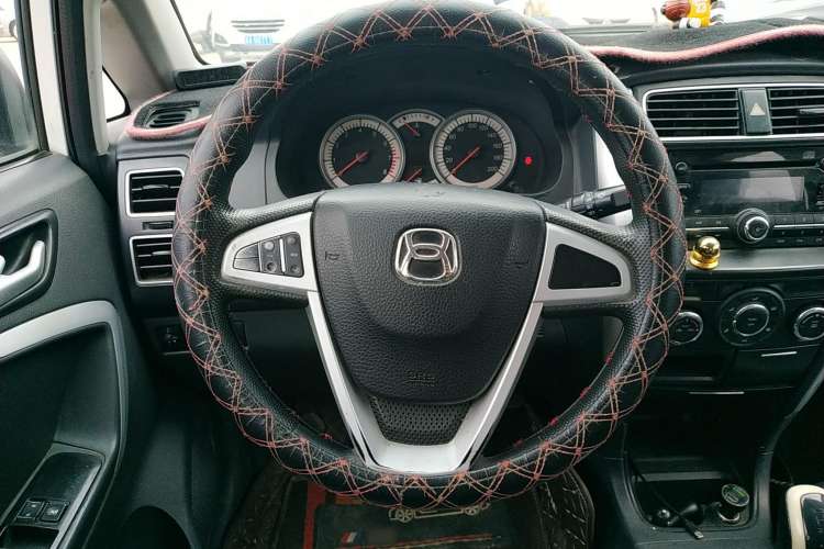 Used Suzuki Liana 2013 Hatchback 1.4L Manual Standard Model 2 Steering Wheel