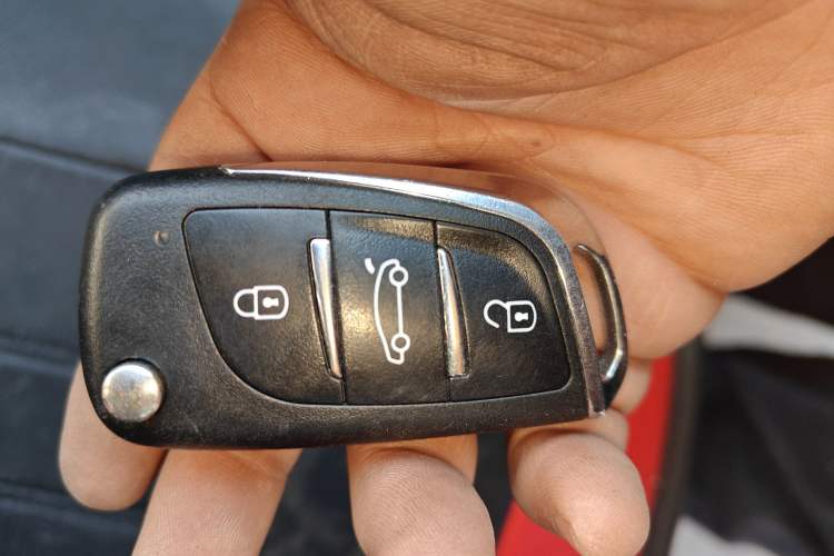 Used Suzuki Liana 2013 Hatchback 1.4L Manual Standard Model A Vehicle Key