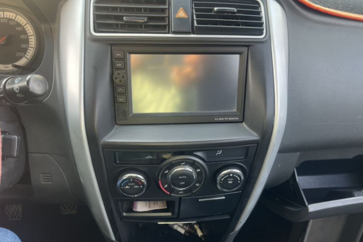 Used Suzuki Liana A6 2014 Sedan 1.4L Manual Dream Edition Audio And AC Panel