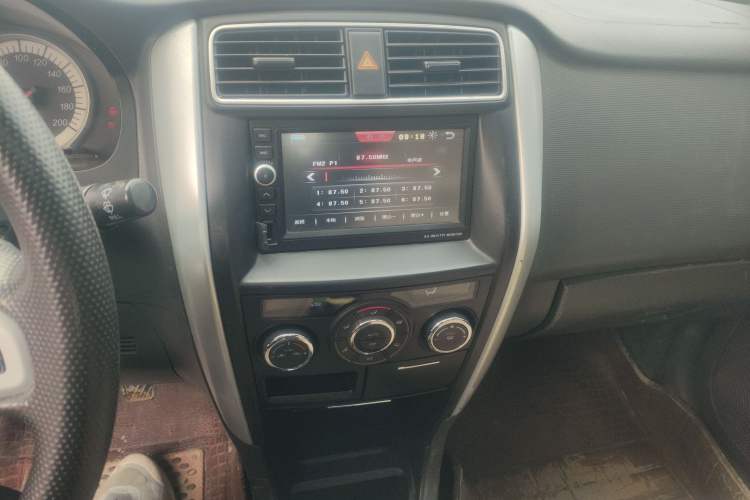 Used Suzuki Liana A6 2014 Sedan 1.4L Manual Dream Edition Audio And AC Panel