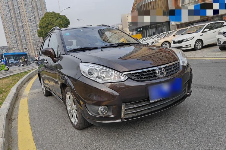 Used Suzuki Liana A6 2014 Hatchback 1.5L Automatic Ideal Model Exterior 6
