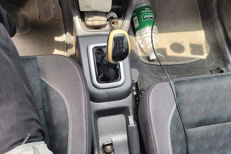 Used Suzuki Liana A6 2014 Sedan 1.4L Manual Enjoyment Model Gear Lever