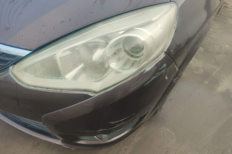 Used Suzuki Liana A6 2014 Sedan 1.4L Manual Dream Edition Left Front Headlight