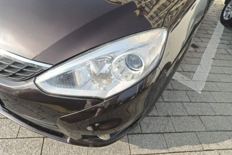 Used Suzuki Liana A6 2014 Hatchback 1.5L Automatic Ideal Model Left Front Headlight