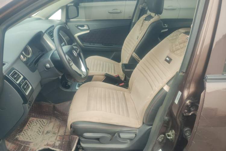 Used Suzuki Liana A6 2014 Sedan 1.4L Manual Dream Edition Left Front Seat