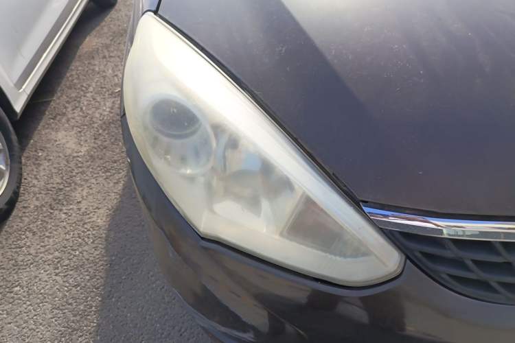 Used Suzuki Liana A6 2014 Hatchback 1.4L Manual Enjoyment Model Right Front Headlight