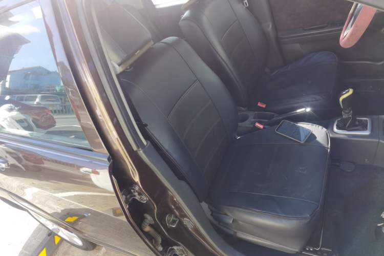 Used Suzuki Liana A6 2014 Sedan 1.4L Manual Dream Edition Right Front Seat