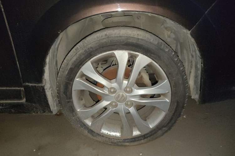 Used Suzuki Liana A6 2014 Hatchback 1.4L Manual Enjoyment Model Right Front Wheel Hub
