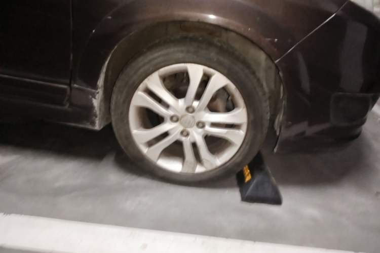 Used Suzuki Liana A6 2014 Sedan 1.4L Manual Happiness Edition Right Front Wheel Hub