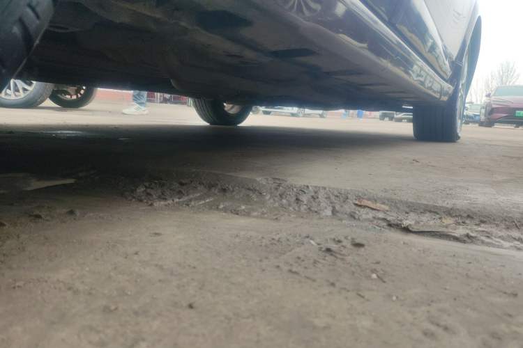 Used Suzuki Liana A6 2014 Sedan 1.4L Manual Dream Edition Right Side Sill