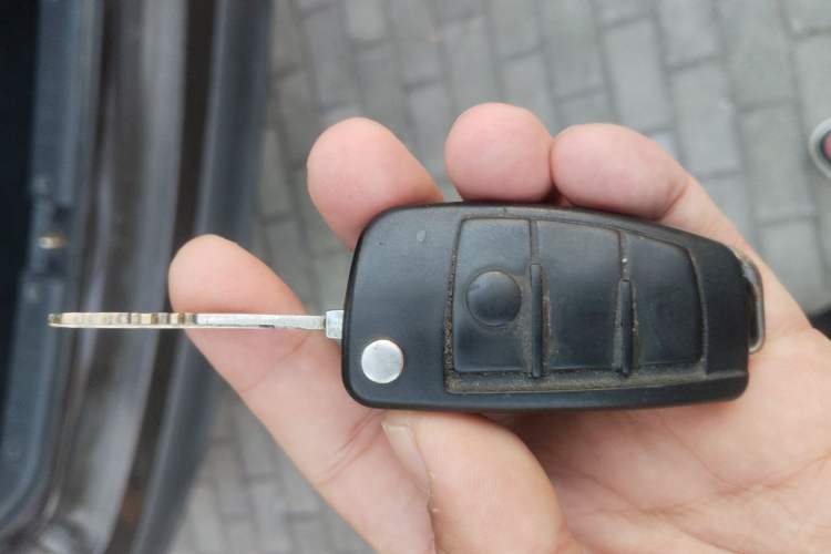 Used Suzuki Liana A6 2014 Hatchback 1.4L Manual Enjoyment Model Vehicle Key