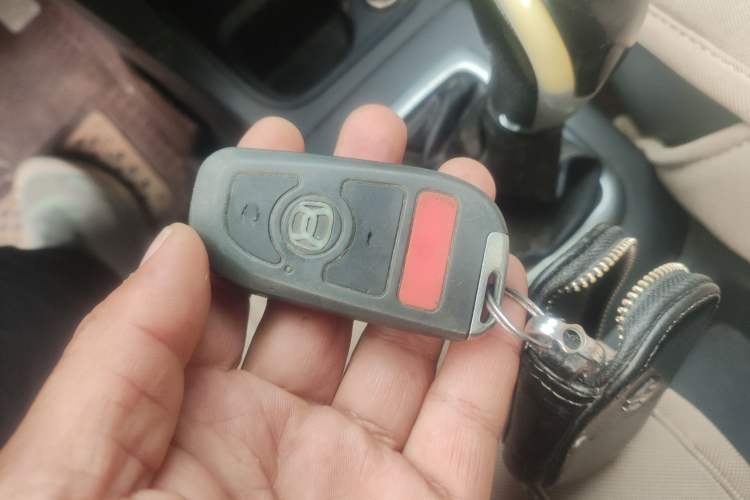 Used Suzuki Liana A6 2014 Sedan 1.4L Manual Dream Edition Vehicle Key