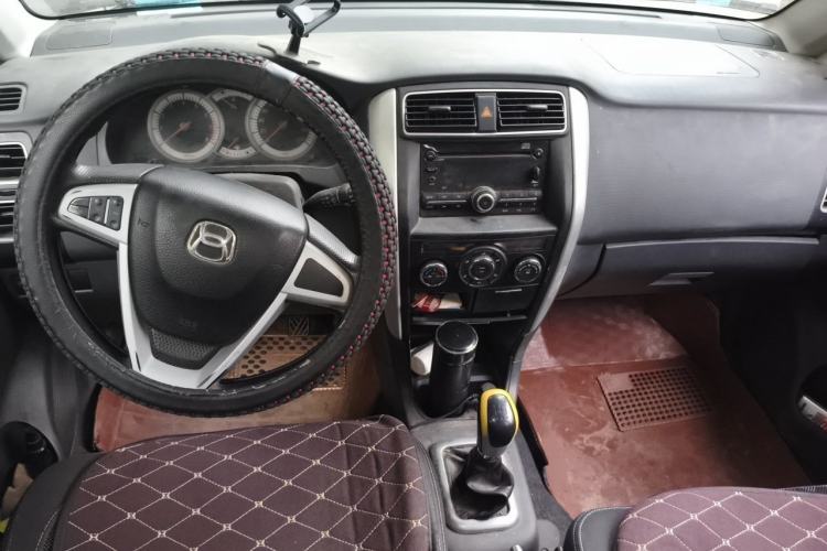 Used Suzuki Liana A6 2014 Hatchback 1.4L Manual Enjoyment Model Center Console