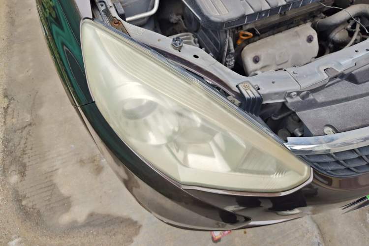 Used Suzuki Liana A6 2014 Hatchback 1.5L Automatic Ideal Model Right Front Headlight