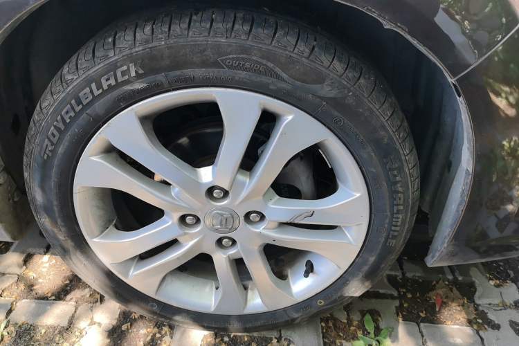 Used Suzuki Liana A6 2014 Hatchback 1.4L Manual Enjoyment Model Right Front Wheel Hub